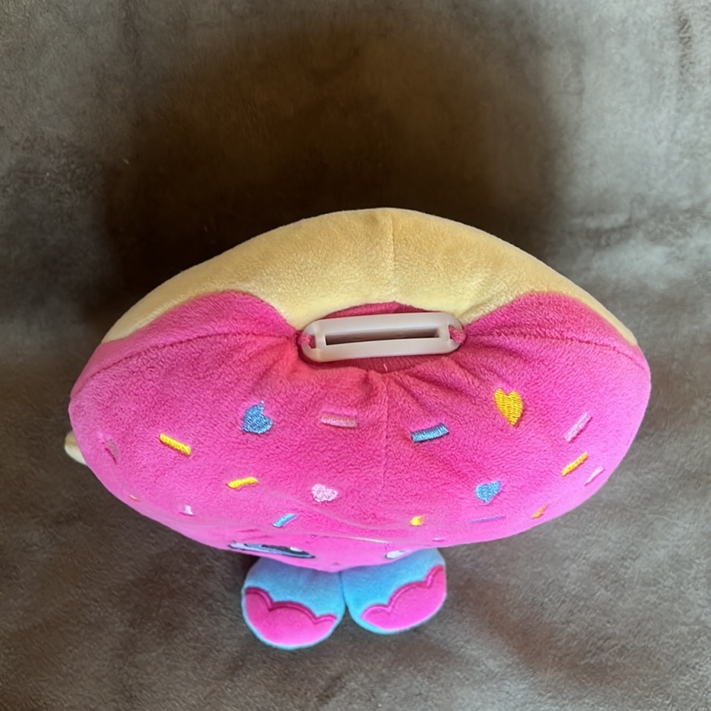 Shopkins *NWOT* Kids D'Lish Donut Plush Bank - Picture 2 of 9